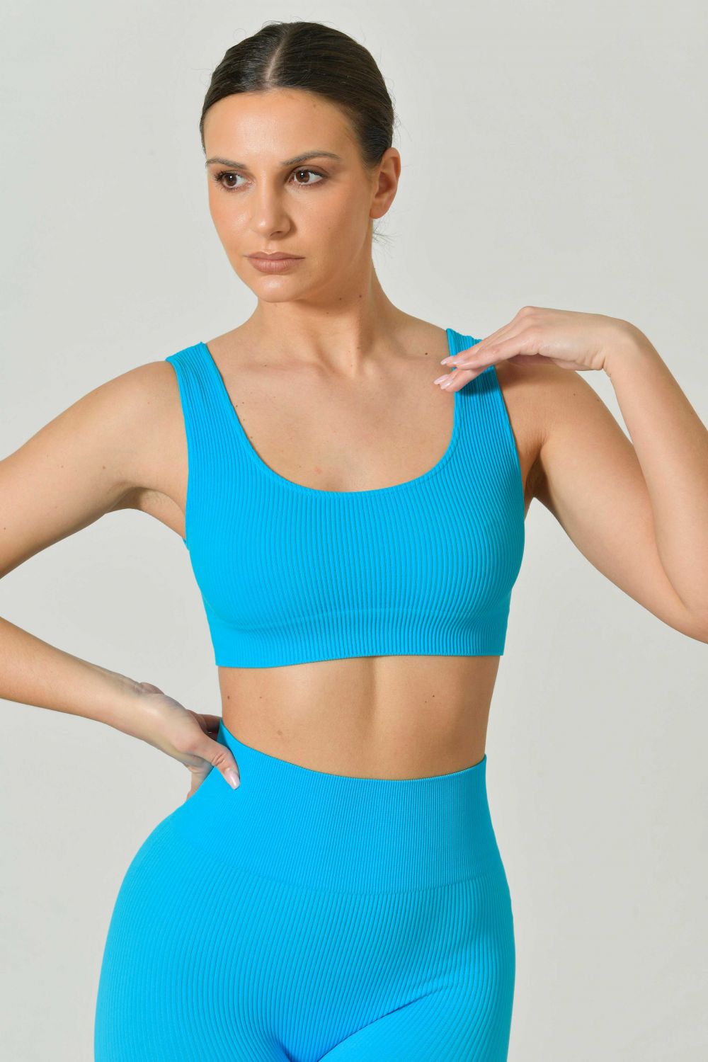 Reggiseno Sportivo a Costine in Microfibra Seamless, Linea Sara