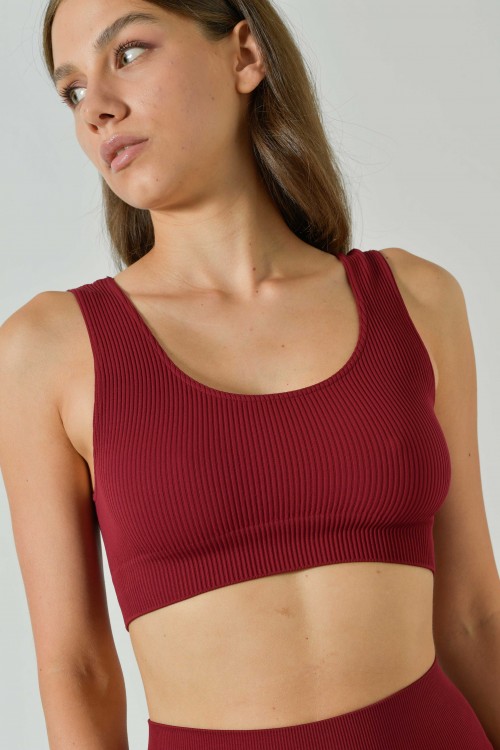 Nahtloser Sport-BH aus Mikrofaserrippe, Sara-Collection