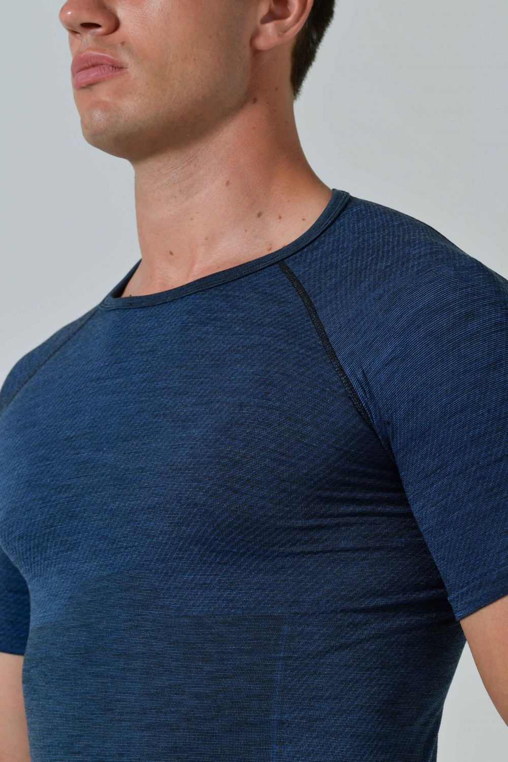 Men's Short-Sleeve Thermal Shirt in Merino Wool