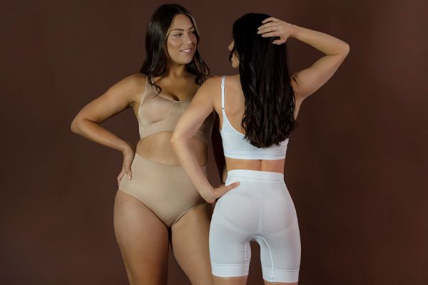 L'Intimo Modellante: Segreti, Celebrità e Consigli per una Forma Perfetta